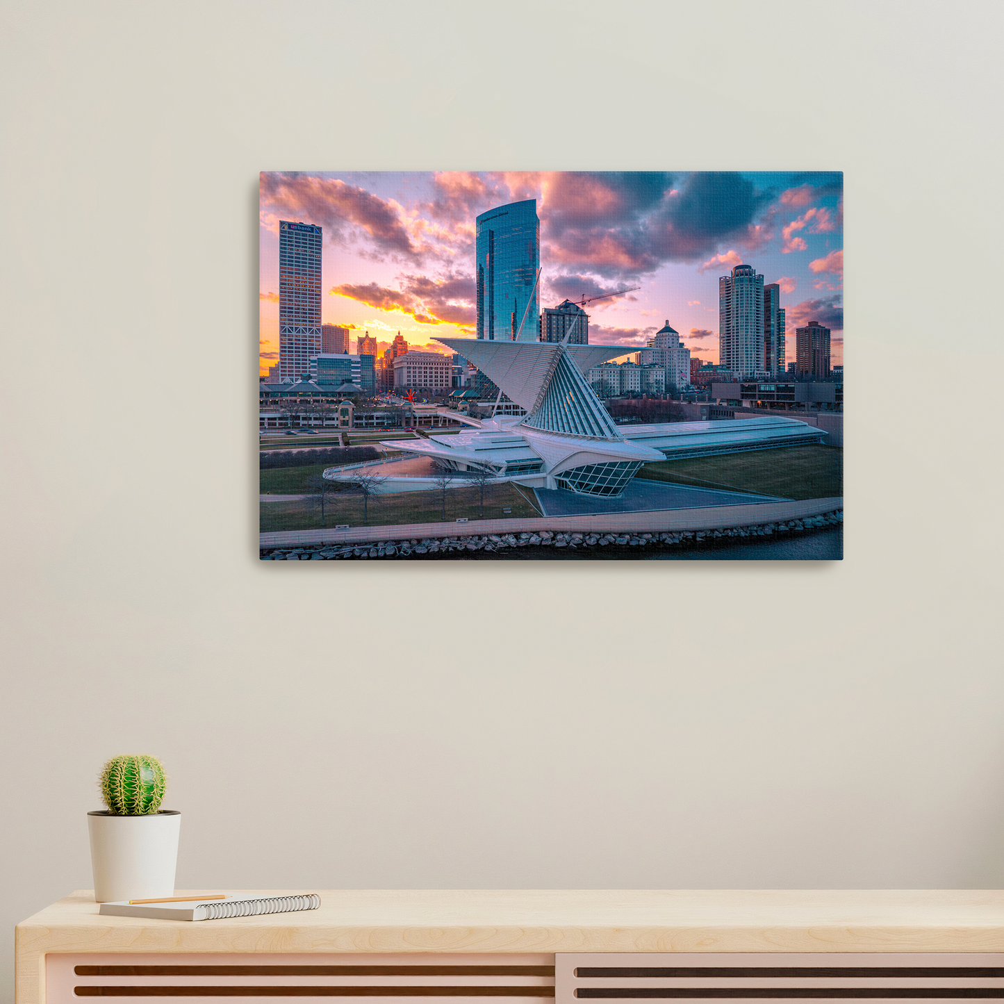 Milwaukee Art Museum at Sunset Canvas