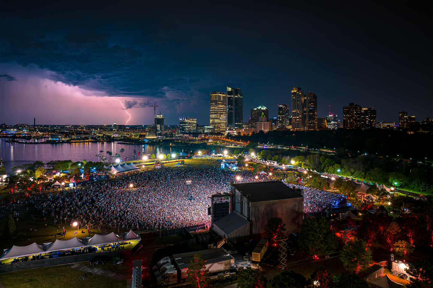 Harley Davidson 120 Lightning Shot Canvas