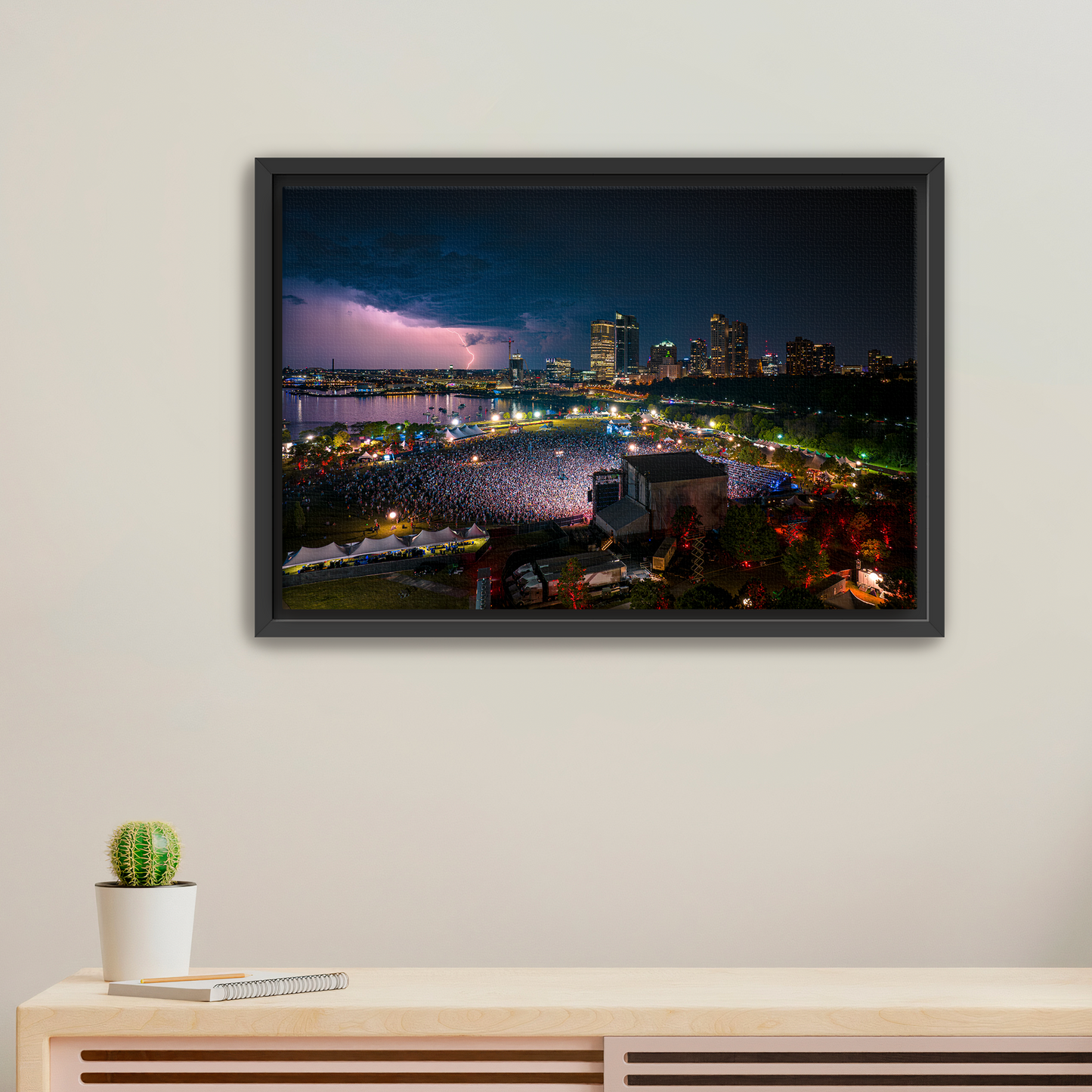 Harley Davidson 120 Lightning Shot Canvas