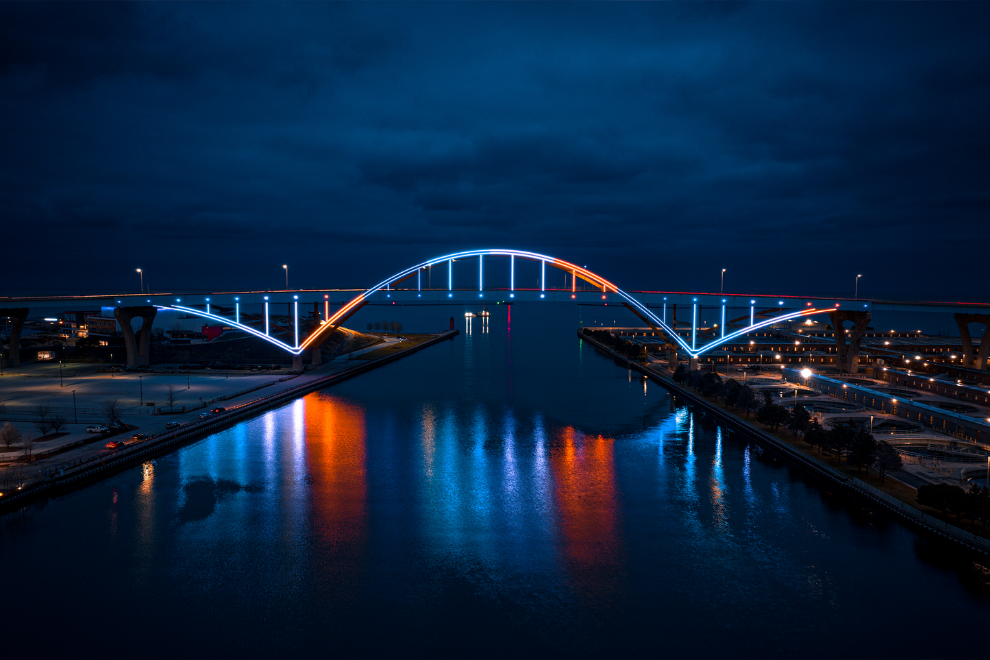 MKE Hoan 2 Canvas