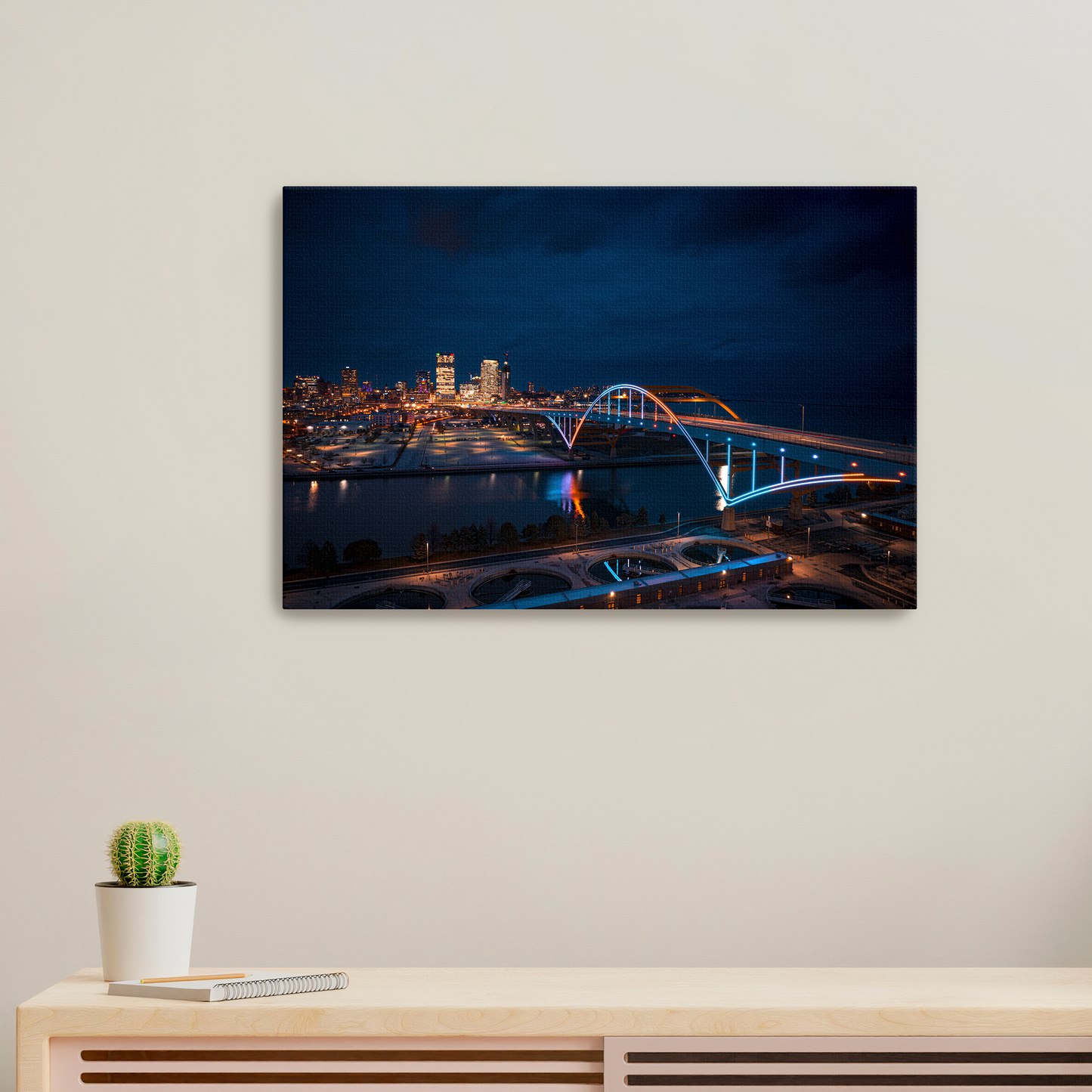 MKE Hoan 1 Canvas