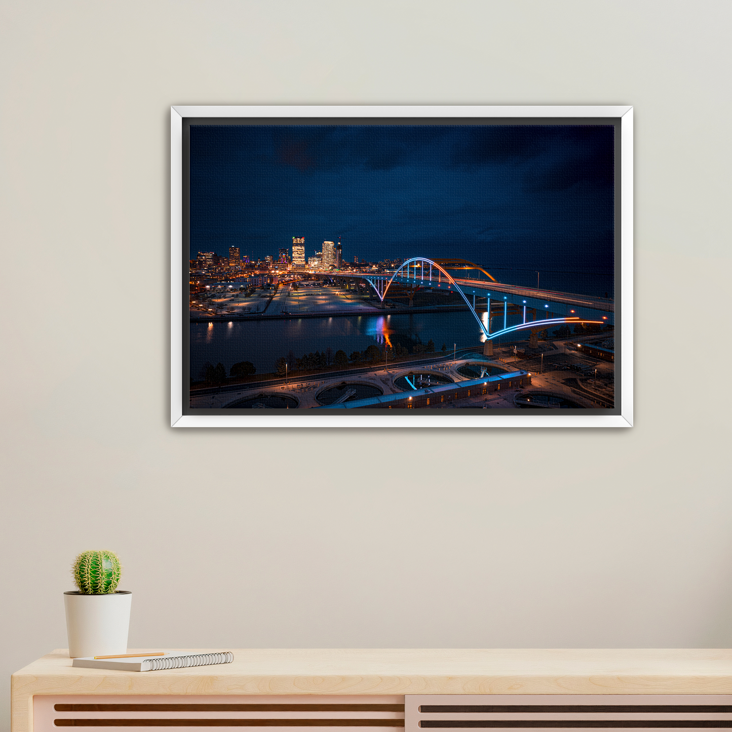 MKE Hoan 1 Canvas