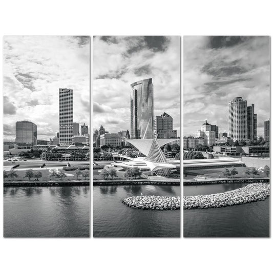 B&W Milwaukee Skyline 3-Panel Canvas